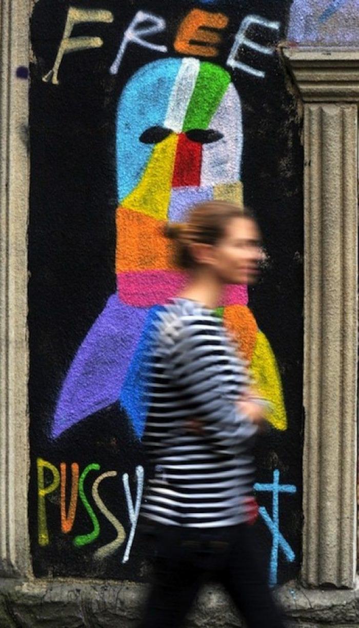 Dos integrantes de las Pussy Riot huyen de Rusia por miedo a la persecución policial