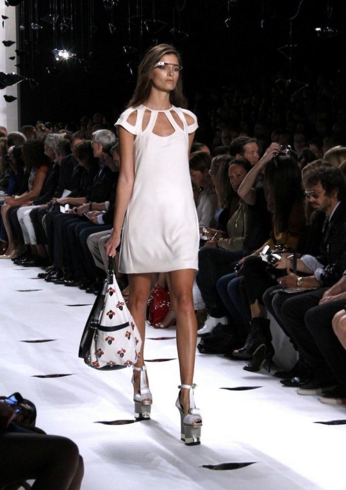 Google Glass: Diane Von Furstenberg lleva a las pasarelas las gafas de Google FOTOS)