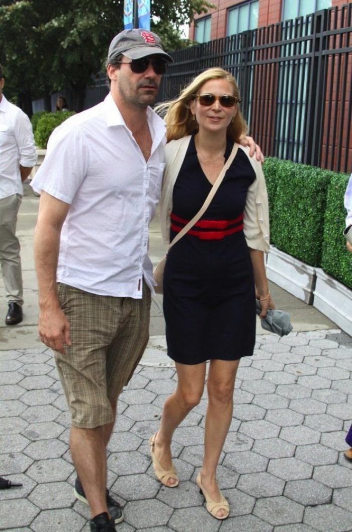 Jon Hamm sin ropa interior: Don Draper se marca un "piquetón" (FOTOS)