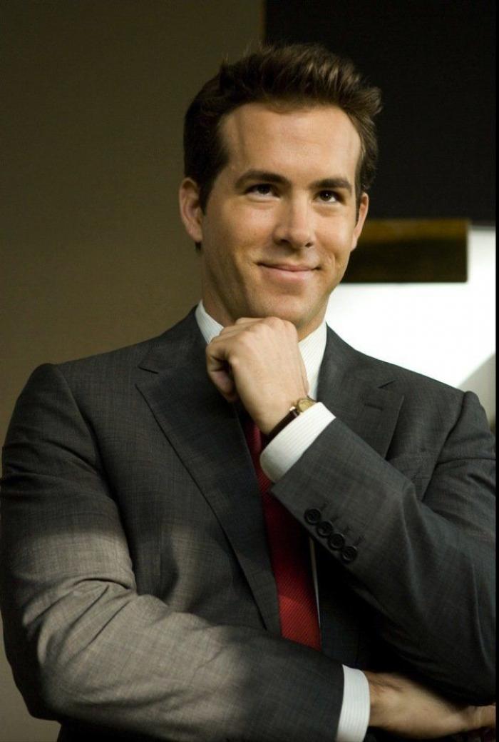 Ryan Reynolds se lo pasa en grande jugando con Blake Lively y el Photoshop (FOTOS)