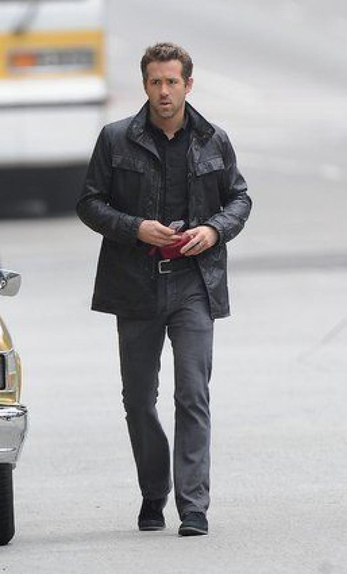 Ryan Reynolds se lo pasa en grande jugando con Blake Lively y el Photoshop (FOTOS)