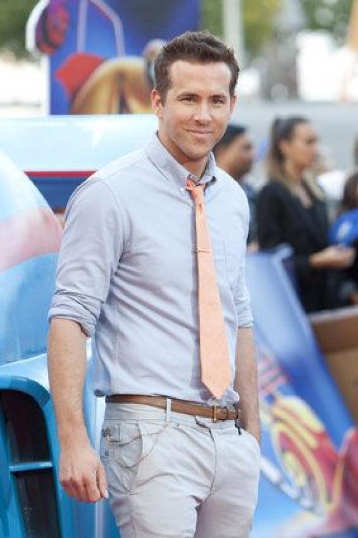 Ryan Reynolds se lo pasa en grande jugando con Blake Lively y el Photoshop (FOTOS)