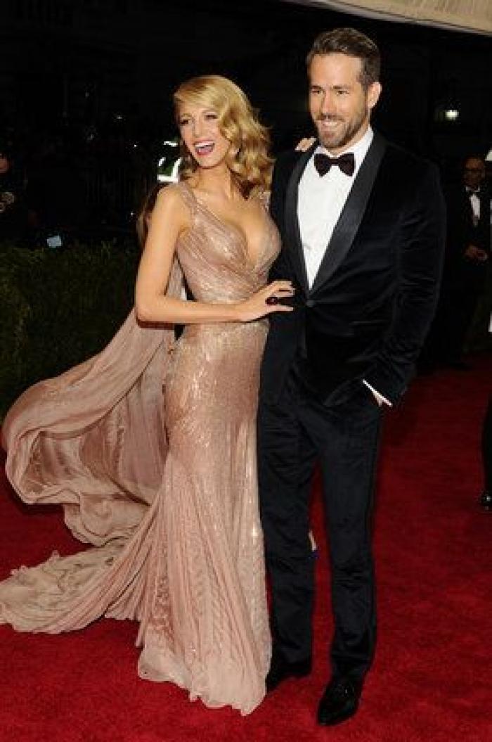 Ryan Reynolds se lo pasa en grande jugando con Blake Lively y el Photoshop (FOTOS)