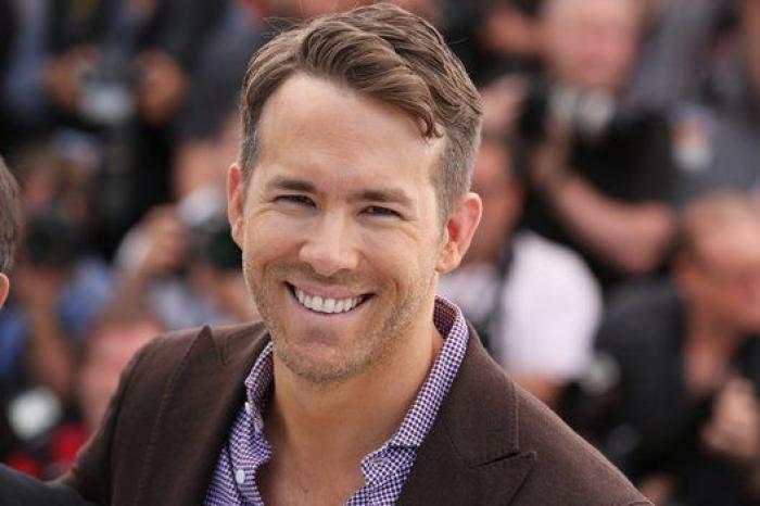 Ryan Reynolds se lo pasa en grande jugando con Blake Lively y el Photoshop (FOTOS)