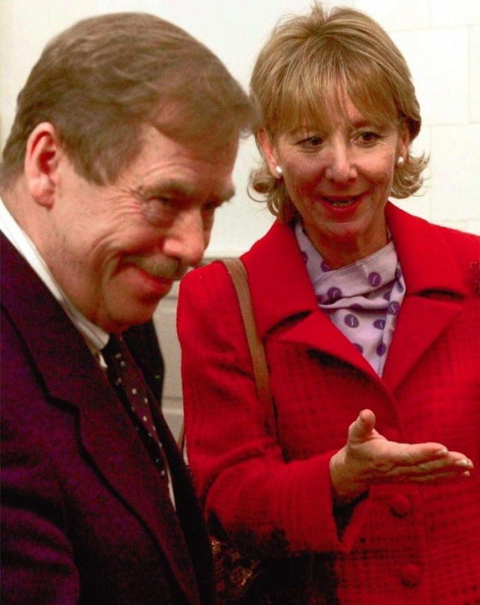 La administradora de la trama Gürtel dice al juez que Esperanza Aguirre conocía los contratos de la Púnica