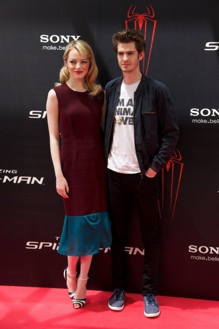 Emma Stone se compromete con su novio y enseña el 'pedrusco'