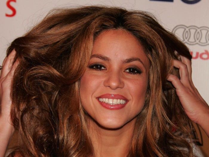 Shakira y Coldplay cantan juntos 'Chantaje' y 'Me enamoré'