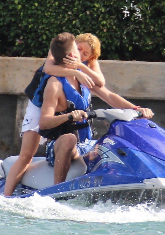 Todas las (in)directas de Shakira a Piqué en su sesión con Bizarrap