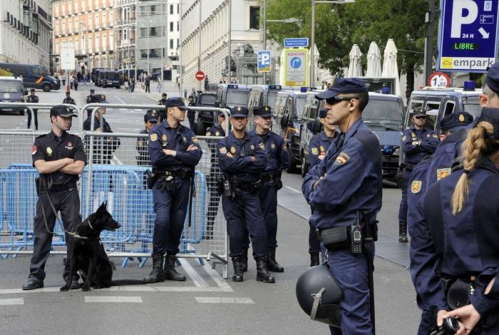 25-S Rodea el Congreso: Más de 20 detenidos en las protestas en torno al Congreso de los Diputados (VÍDEOS, FOTOS, TUITS)