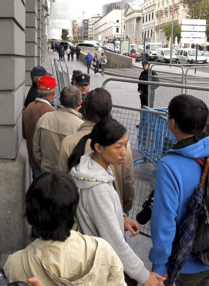 26-S: Miles de personas vuelven a protestar junto al Congreso por segundo día