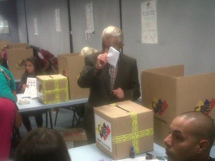 Venezuela vota en España (FOTOS)