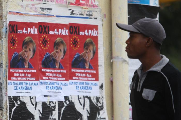 Miles de griegos protestan contra la visita de Angela Merkel (FOTOS)