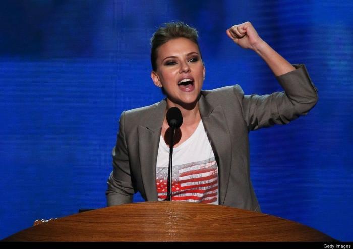 Las uñas de Katy Perry: manicura para pedir el voto por Obama (FOTOS)