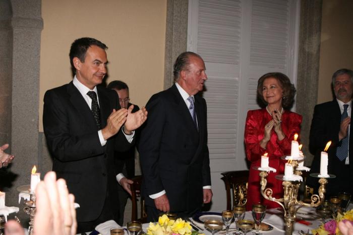 Pocas veces ha sido tan claro Joaquín Prat: "Es simple y llanamente cuestión de ejemplaridad"