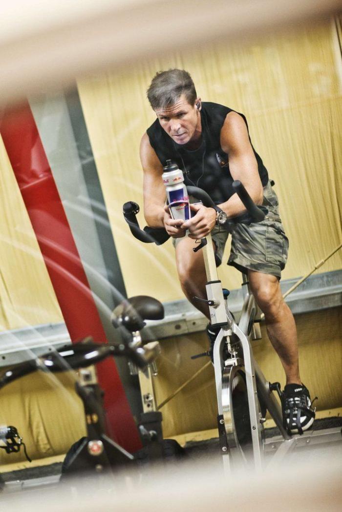 Felix Baumgartner, tras su salto desde la estratosfera: "Pensé que iba a perder el sentido"