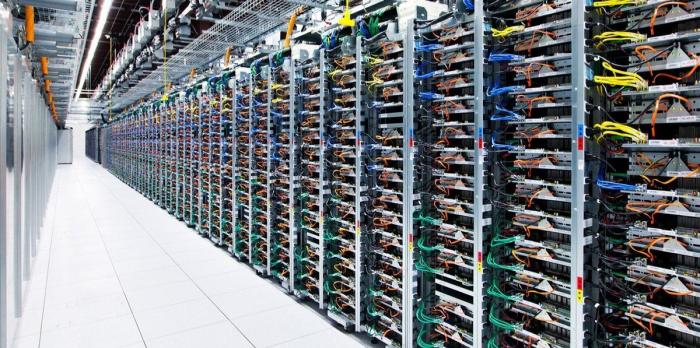 Centros de datos de Google: el gigante enseña sus tuberías de colores (FOTOS, VÍDEO)