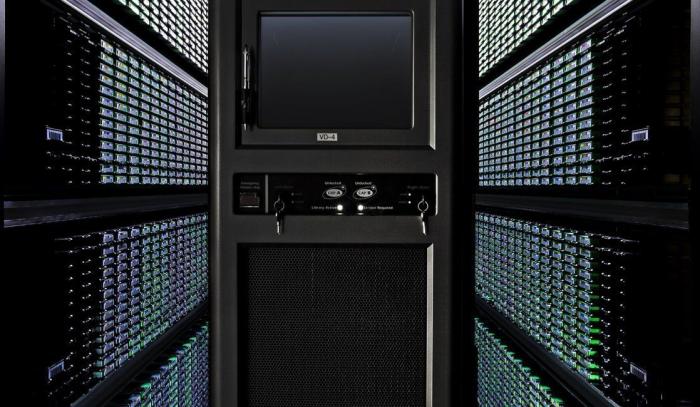 Centros de datos de Google: el gigante enseña sus tuberías de colores (FOTOS, VÍDEO)