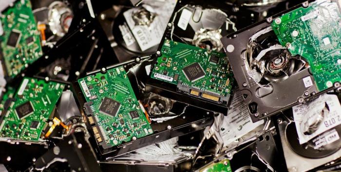 Centros de datos de Google: el gigante enseña sus tuberías de colores (FOTOS, VÍDEO)