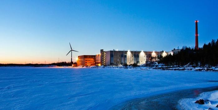 Centros de datos de Google: el gigante enseña sus tuberías de colores (FOTOS, VÍDEO)