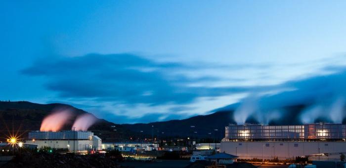 Centros de datos de Google: el gigante enseña sus tuberías de colores (FOTOS, VÍDEO)