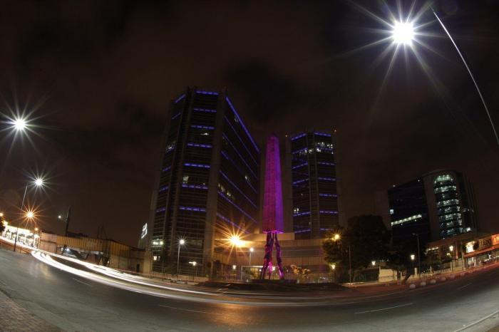 Un nuevo fármaco frena el avance de un tipo de cáncer de mama: los resultados "más positivos en la historia"