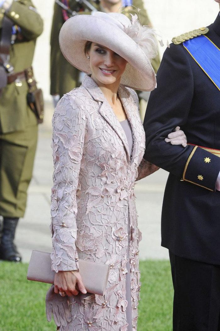 Vestido de la princesa Letizia en la boda de Guillermo de Luxemburgo: vuelve a elegir a Felipe Varela (VÍDEO, FOTOS)