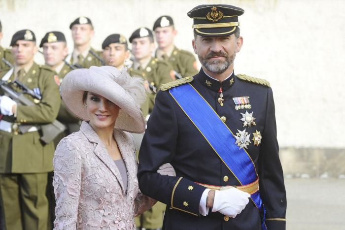 Vestido de la princesa Letizia en la boda de Guillermo de Luxemburgo: vuelve a elegir a Felipe Varela (VÍDEO, FOTOS)