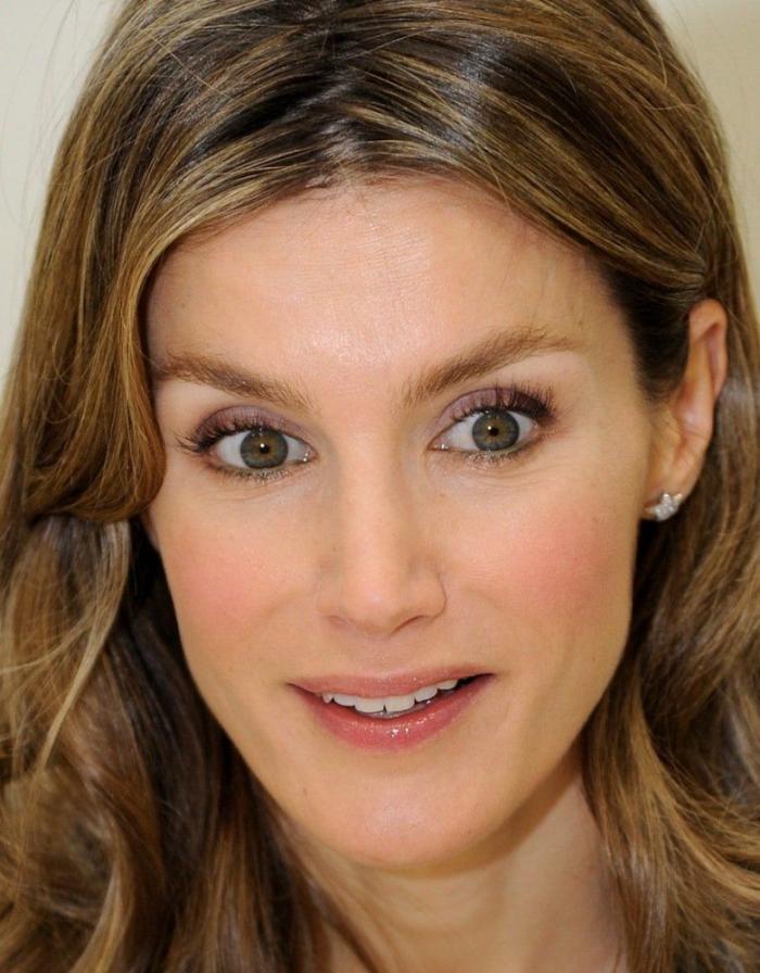 Cachondeo con este titular de una revista sobre el los reyes Felipe y Letizia