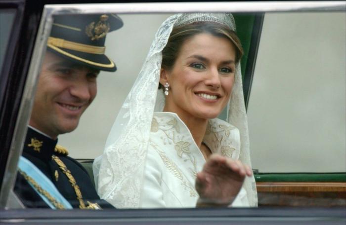Una prestigiosa revista británica se pronuncia sobre el vestido de caerse de espaldas de Letizia