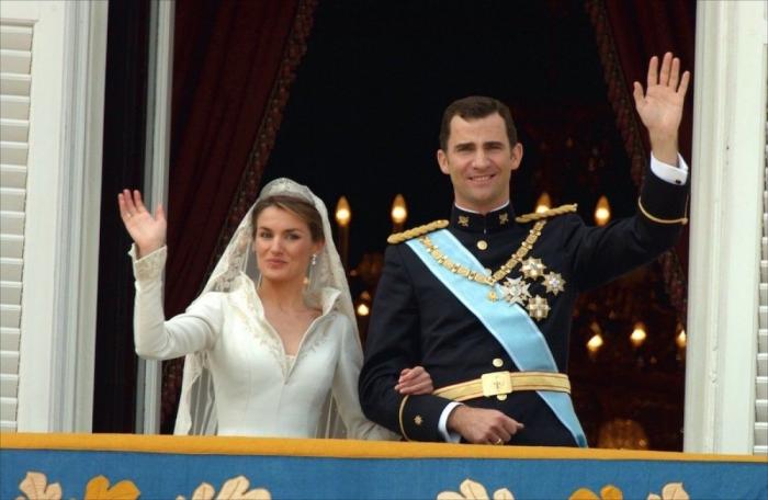 Una prestigiosa revista británica se pronuncia sobre el vestido de caerse de espaldas de Letizia