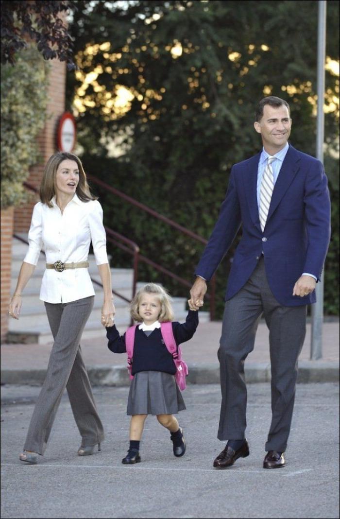 Una prestigiosa revista británica se pronuncia sobre el vestido de caerse de espaldas de Letizia