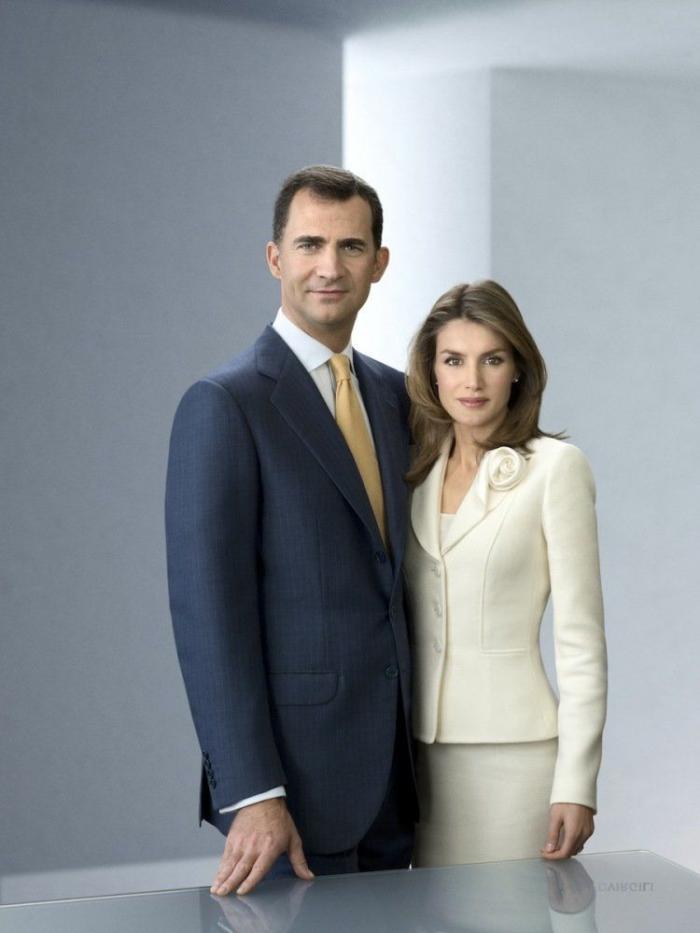 Una prestigiosa revista británica se pronuncia sobre el vestido de caerse de espaldas de Letizia