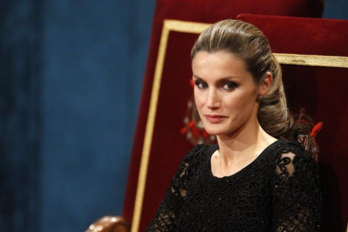 Una prestigiosa revista británica se pronuncia sobre el vestido de caerse de espaldas de Letizia