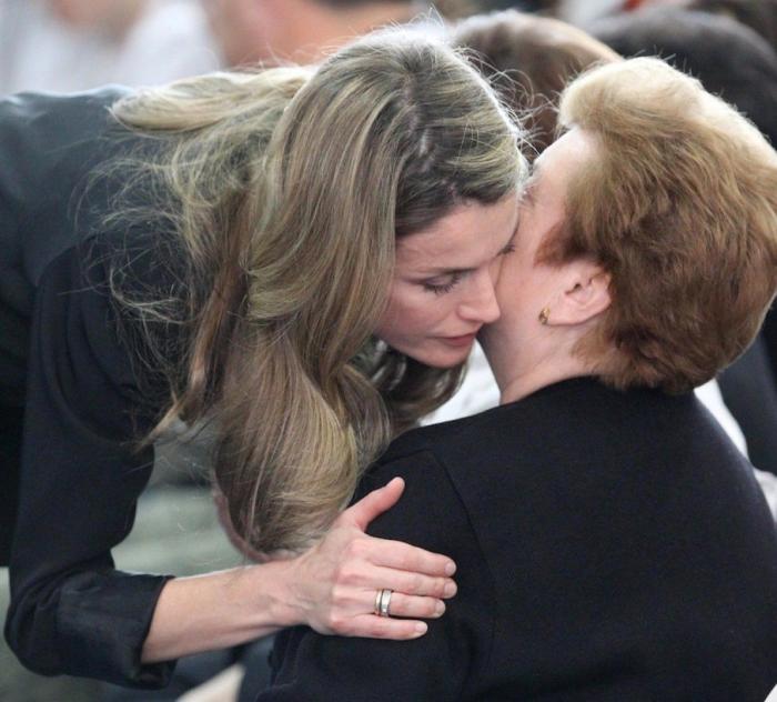 Una prestigiosa revista británica se pronuncia sobre el vestido de caerse de espaldas de Letizia