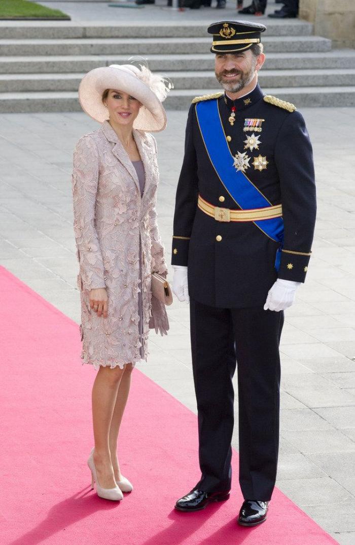 Una prestigiosa revista británica se pronuncia sobre el vestido de caerse de espaldas de Letizia