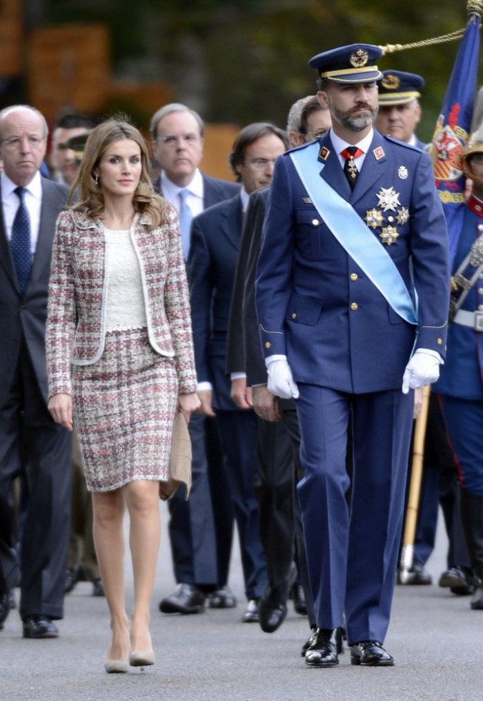 Una prestigiosa revista británica se pronuncia sobre el vestido de caerse de espaldas de Letizia