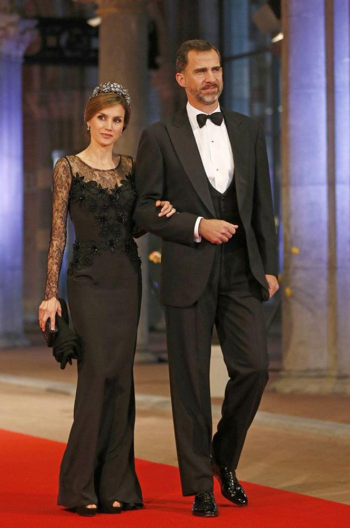 Una prestigiosa revista británica se pronuncia sobre el vestido de caerse de espaldas de Letizia