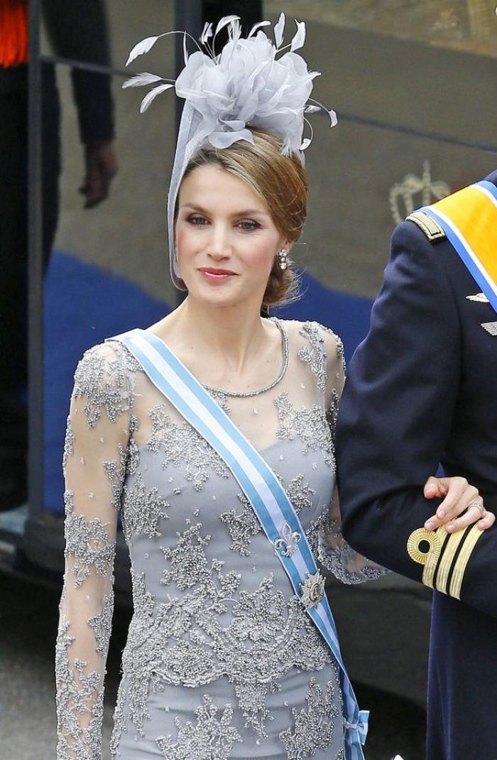 Una prestigiosa revista británica se pronuncia sobre el vestido de caerse de espaldas de Letizia