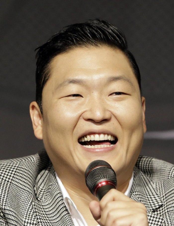 Gangnam Style: Madonna y PSY, juntos en el escenario, con el baile del caballo (VIDEO)