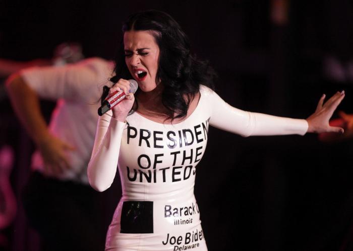 Katy Perry: papeleta electoral en apoyo de Obama (FOTOS, VÍDEO)