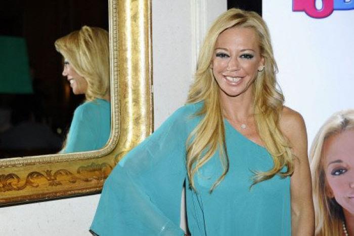Belén Esteban sorprende con su foto junto al político que ha alabado en alguna ocasión