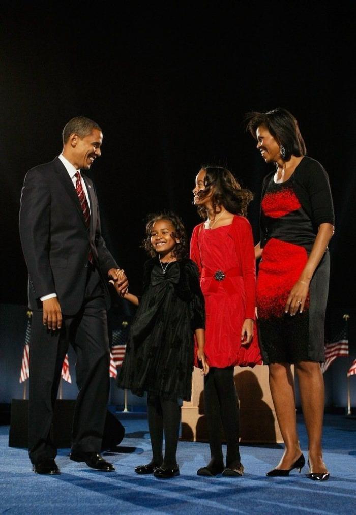 Hijas de Obama: así han cambiado Malia, Sasha y sus padres en cuatro años (FOTOS)