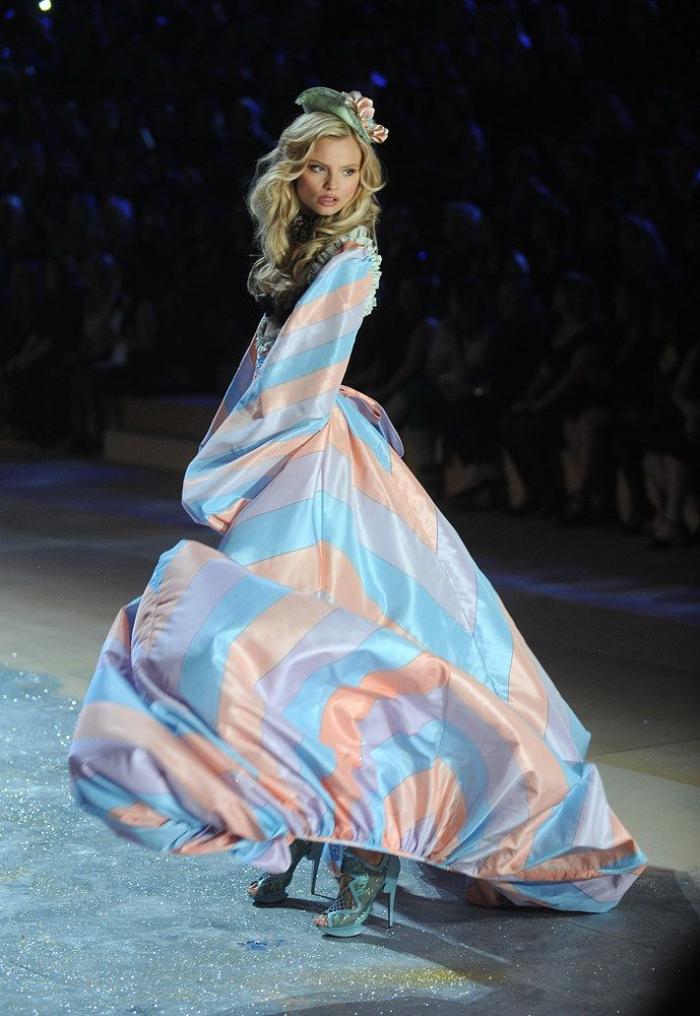 FOTOS: así ha sido el desfile Victoria's Secret 2014 en Londres