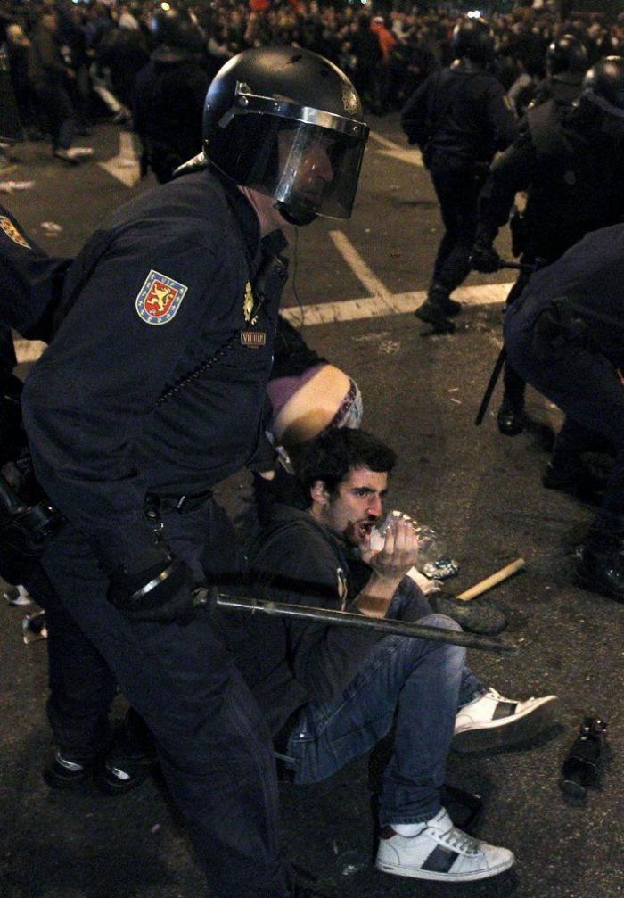 El 25S y el 15M convocan un nuevo 'Rodea el Congreso' con motivo de la huelga y llaman a permanecer toda la noche