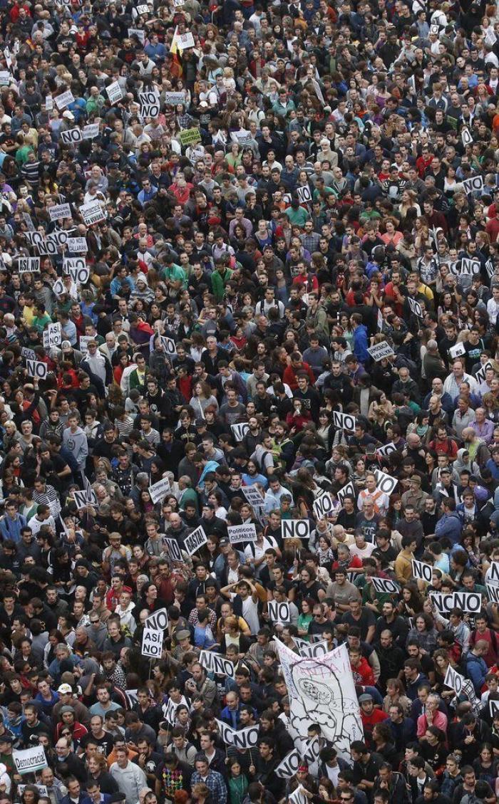 El 25S y el 15M convocan un nuevo 'Rodea el Congreso' con motivo de la huelga y llaman a permanecer toda la noche