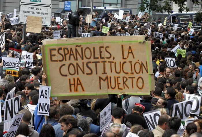 El 25S y el 15M convocan un nuevo 'Rodea el Congreso' con motivo de la huelga y llaman a permanecer toda la noche