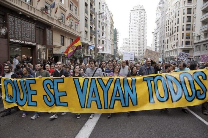 El 25S y el 15M convocan un nuevo 'Rodea el Congreso' con motivo de la huelga y llaman a permanecer toda la noche