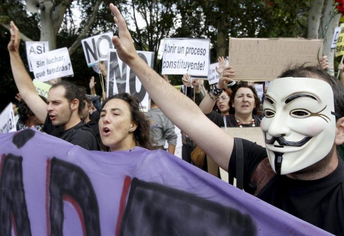 El 25S y el 15M convocan un nuevo 'Rodea el Congreso' con motivo de la huelga y llaman a permanecer toda la noche