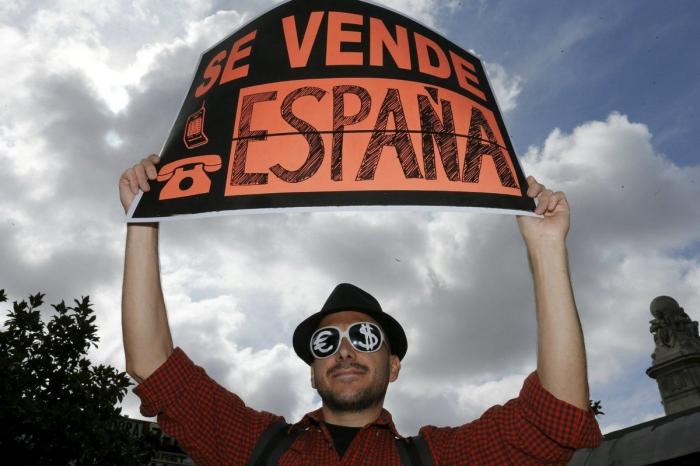 El 25S y el 15M convocan un nuevo 'Rodea el Congreso' con motivo de la huelga y llaman a permanecer toda la noche