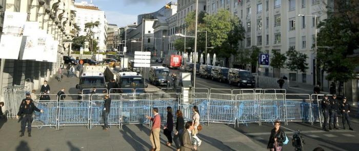El 25S y el 15M convocan un nuevo 'Rodea el Congreso' con motivo de la huelga y llaman a permanecer toda la noche